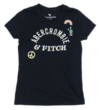 Tmavomodré tričko s logem a obrázky Abercrombie&Fitch