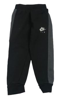 Černo-šedé tepláky s logem Nike