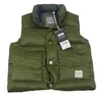 Nové- Khaki šusťáková zatepená vesta s nášivkou Next