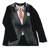 Černo-bílé triko se sakem a sluchátky C&A