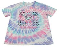 Bílo-růžovo-fialovo-azurové batikované tričko se smajlíky SHEIN