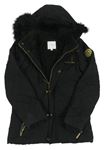 Černý šusťákový zimní kabát s kapucí Charles Vögele