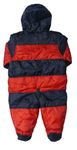 Červeno-modrá šusťáková zimní kombinéza s pruhy a číslem a kapucí + rukavice zn. M&S