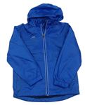 Modrá šusťáková sportovní bunda s nápisem a kapucí 