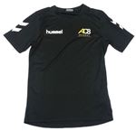 Čwrné sportovní tričko s nápisem Hummel vel.176
