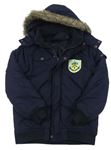 Tmavomodrá šusťáková zimní sportovní bunda Burnley F.C. s kapucí  