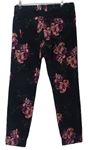 Dámské černé květované sameetovo/riflové kalhoty zn. M&Co