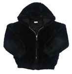 Černá chlupatá zateplená bunda s kapucí F&F