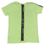 Neonově zeleno-černé tričko s nápisem zn. Chapter young